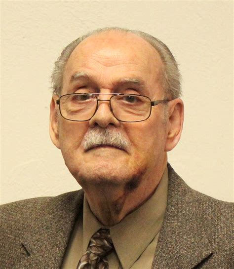 Bernard Tucker | Hamiltons Funeral Home