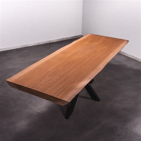 Baumscheiben Esstisch Sipo - 250 x 90 x 7 cm– Zaza Woods