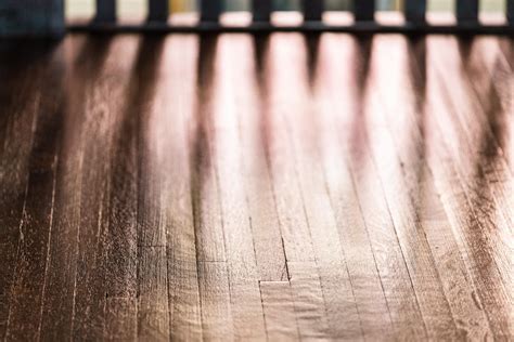 When To Replace Hardwood Floors | Kemp's Dalton West Flooring