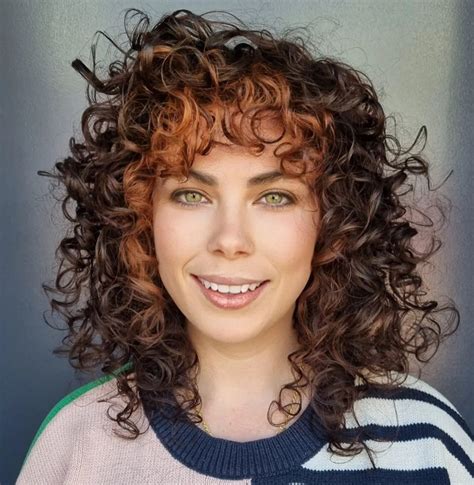 30 Wolf Cut Curly Hair Ideas to Let Your Curls Stand Out - Hair Adviser
