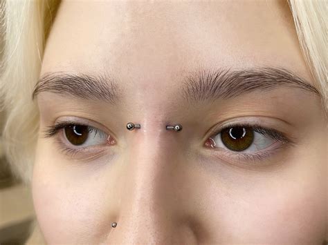 Пирсинг Бридж - прокол переносицы в Москве | «Piercing.Wiki»