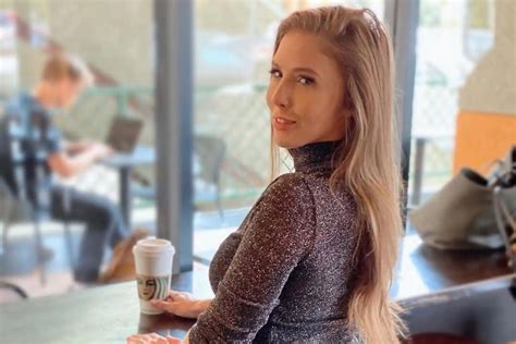 Lena Paul Wiki, Age, Net Worth, Pregnant, Feet, Height & More