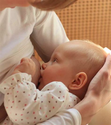 Itchy Breasts While Breastfeeding: 7 Causes & Relief Tips