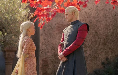 'House Of The Dragon' viewers praise handling of "uncomfortable" sex scenes