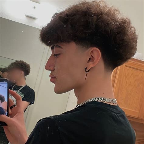 own enhanced icon. put a pc kung irerepost mo. | Taper fade long hair ...