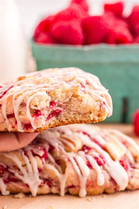 White Chocolate Raspberry Scones - xoxoBella