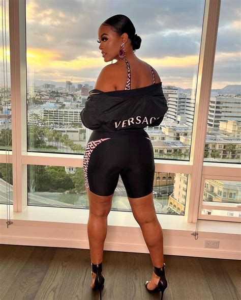 Malaysia Pargo Feet (3 pictures) Sexy Feets - Celeb Feets