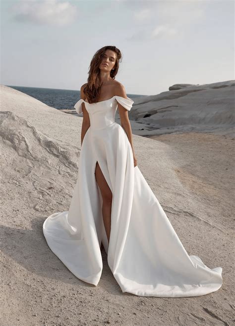 Wedding Dresses For July