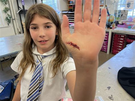 Special Effects Makeup School London at Toni Esser blog