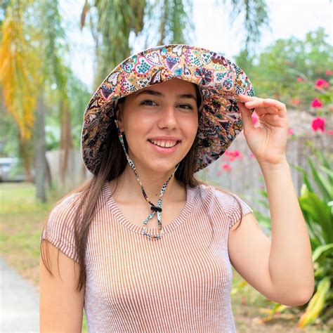 Wide Brim Sun Hat, Gardening Hat for Women, Chin Strap Hat, Floral Hat ...