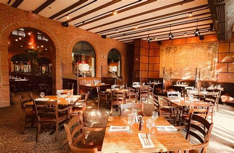 12 Best Restaurants in Greensboro, NC [2023 Updated]