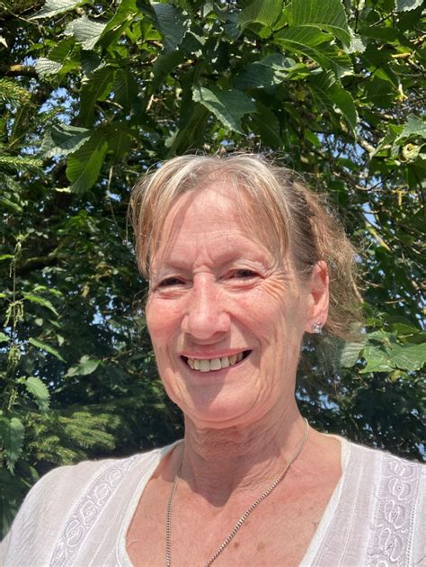 Unity Examples Art: Achieving Harmony in Composition - Christine Britton