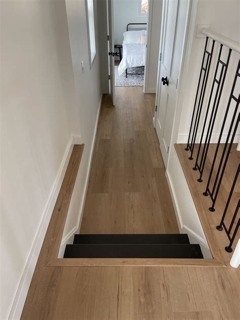 Best Way To Lay Vinyl Plank Flooring In Hallway at Qiana Flowers blog