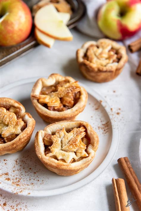 Mini Dutch Apple Pies In Muffin Tins at Everett Reynolds blog