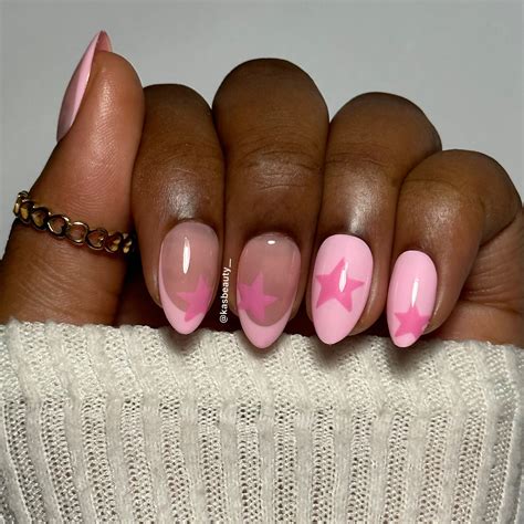 Nail Inspo 2025 Preppy