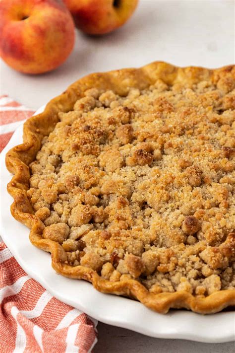 Best Peach Crumble Pie Recipe (brown sugar topping)