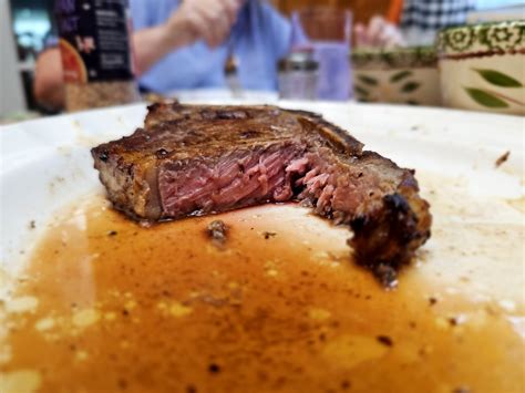 Wife's first time cooking a steak, whatya think? : r/steak