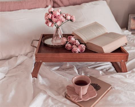 Cosy House vs Cozy Earth Sheets Review - Lizzie in Lace