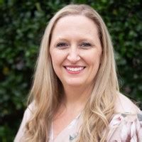 Stacy Spencer - Social Media Marketer | Storyteller | Adjunct Professor ...