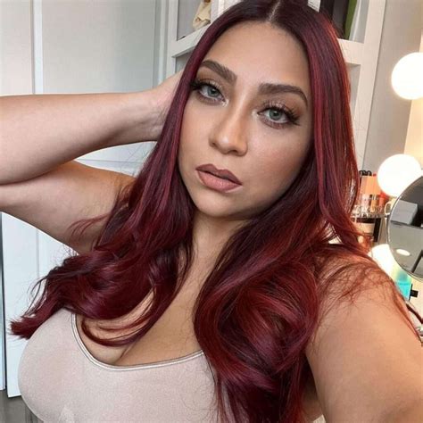 Alyssa McBride TikTok Star, Biography, Wiki, Age, Net Worth, Onlyfans, Social Media, Reasons To ...