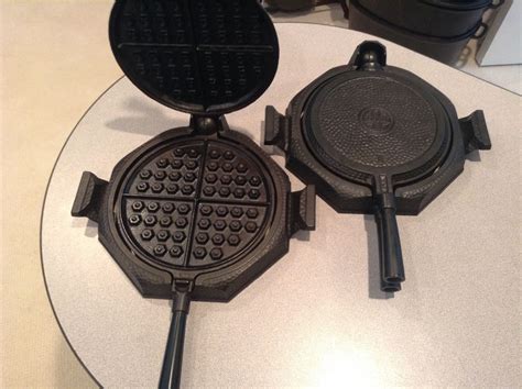 Cast Iron Waffle Maker
