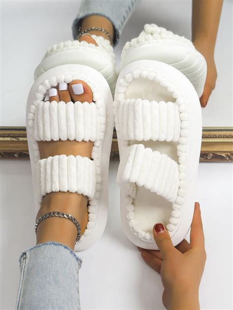 Women White Minimalist Fuzzy Bedroom Slippers - CN40-41 | Fashion ...