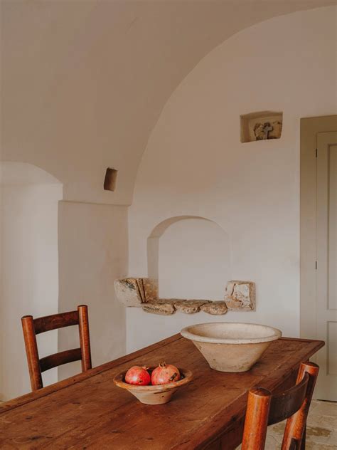 YinjiSpace - Studio Andrew Trotter x Casolare Scarani