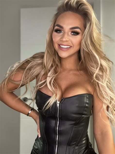 emilieraex OnlyFans - Interactive Fetish Customs & Voicenotes