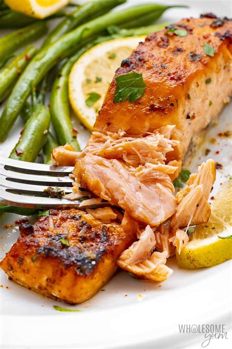 Broiled Salmon Recipe (Crispy & Juicy!) - Wholesome Yum