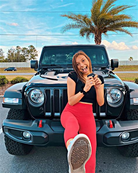 Jasmine Gonzalez Early Life, Net Worth, Family & Biography