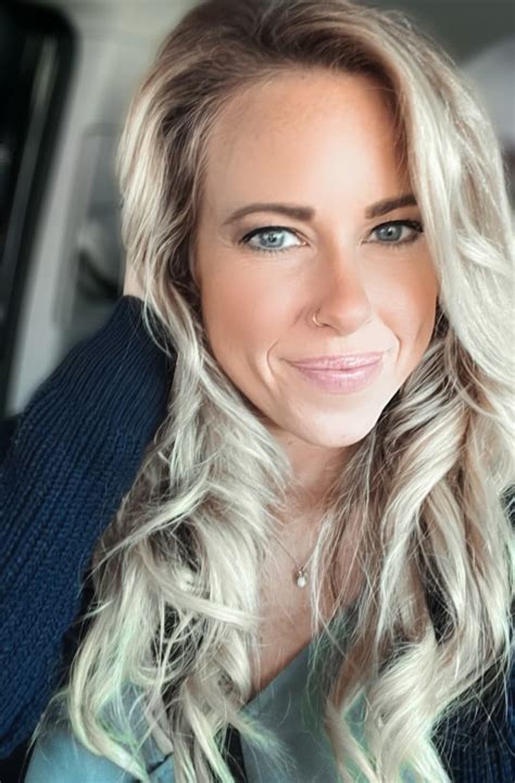 Sparkle Amy Moore Nudes