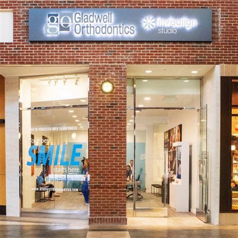 North Carolina orthodontist offers free gun