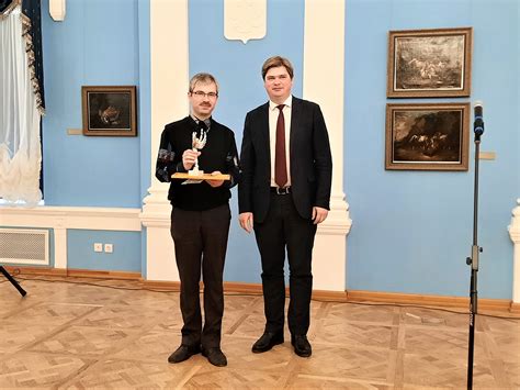 Лучший гид региона работает в Костромском музее-заповеднике. Официально ...