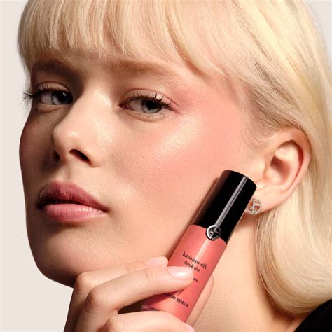 Cheek Tint - Blush liquide de ARMANI ≡ SEPHORA