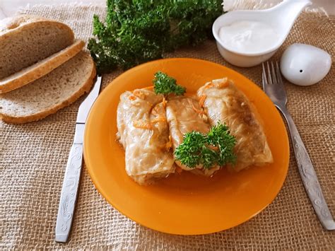 Как тушить замороженные голубцы в кастрюле рецепт с фото - 1000.menu