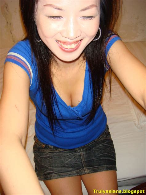 Shy Chinese Girlfriend - Nina Chau having sex with boyfriend (39 Pics) | Asian nude photo naked ...