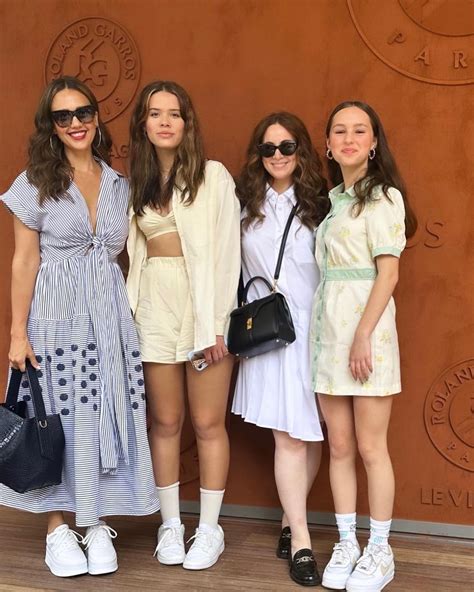 Jessica Alba and her daughter, Honor, 15, look like twins at 2023 French Open