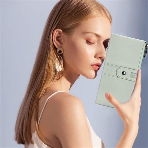 Дамско портмоне Roulens, RFID защита, 13 слотра за карти, 10 x 3 x 19 ...