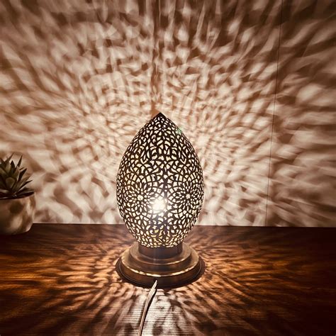 Refined Brass Bedside Lamp — Moroccan Style Lamp