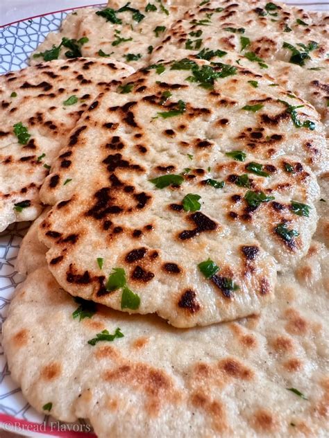 Gluten Free Naan Bread (6 Ingredients)