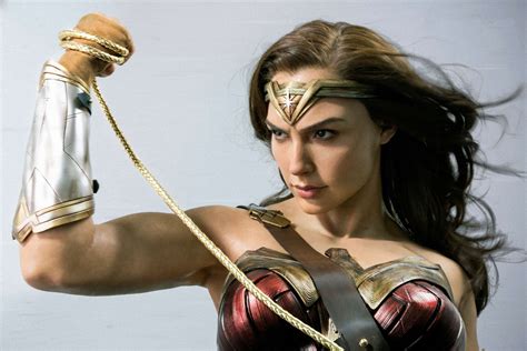 Download Lasso Of Truth Gal Gadot Diana Prince Wonder Woman Movie ...