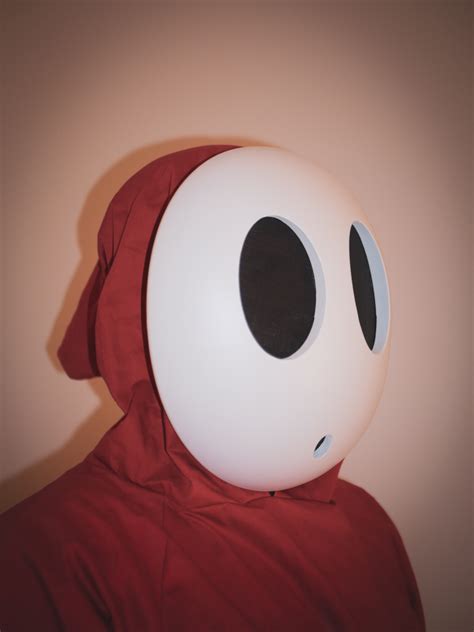 STL file Accurate Shy Guy Mask costume 🎭・3D printer design to download ...