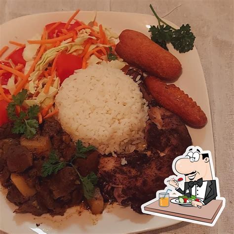 Mama's caribbean kick off restaurant in Tucson