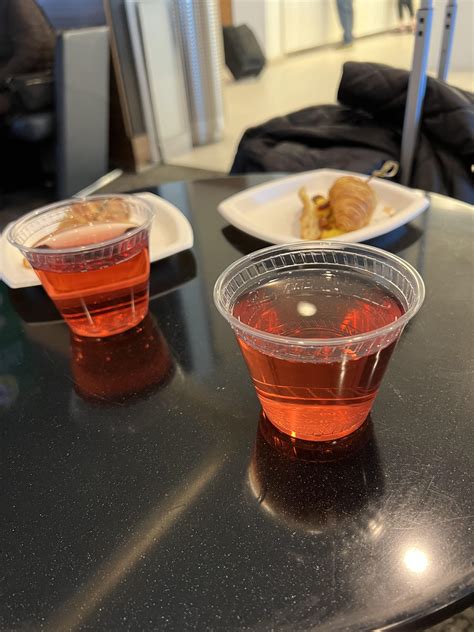 Free cranberry mimosas and small breakfast sandwiches in ATL F terminal ...