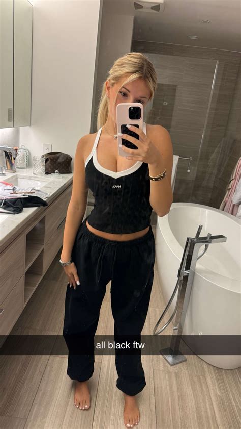 Breckie Hills Private Snaps: The Wildest Leak Ever? Experts React ...