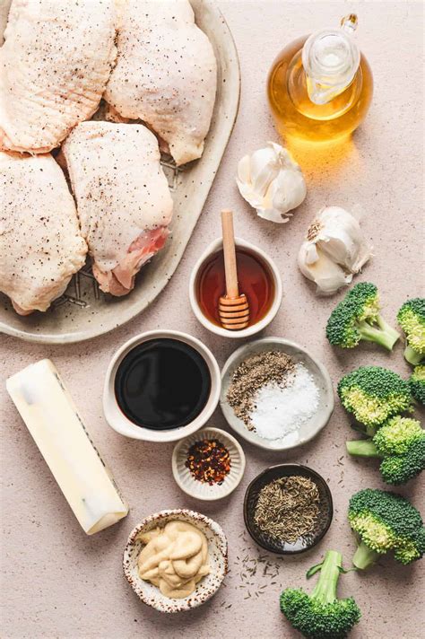 Balsamic Glazed Chicken - Foxes Love Lemons