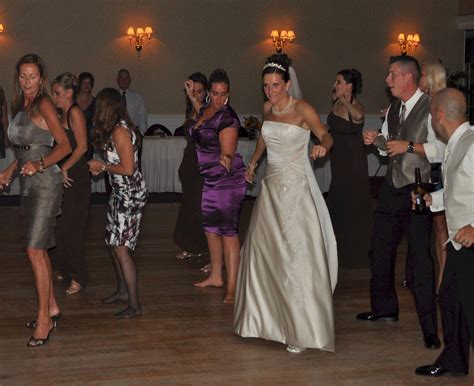 Hillview Country Club Weddings & Events | Pete Chambers Entertainment