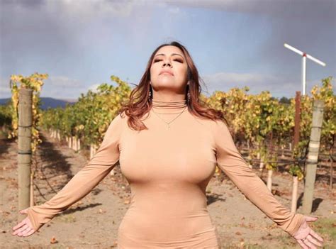 Names You Should Know: Elizabeth Quiroz