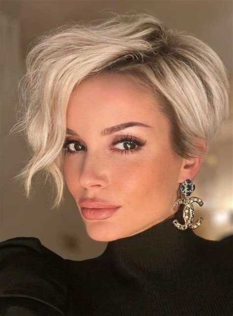 32 Best ash blonde pixie short hair for chic women trending now