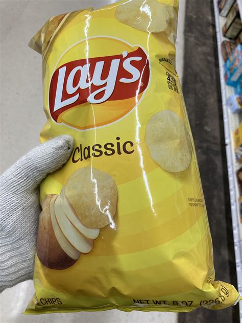 8oz Lays for $4.79. Bag is so small. Truly absurd : r/shrinkflation